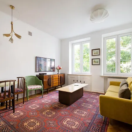 Apartamento Ochota Colorful By Bookinghost *