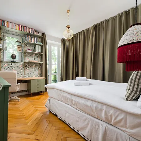 Apartamento Ochota Colorful By Bookinghost *