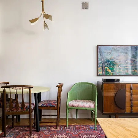 Apartamento Ochota Colorful By Bookinghost *